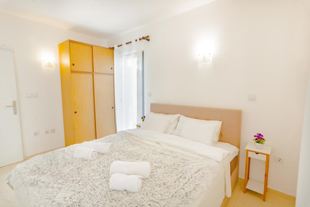 Gregovic Family Apartments Petrovac Eksteriør billede