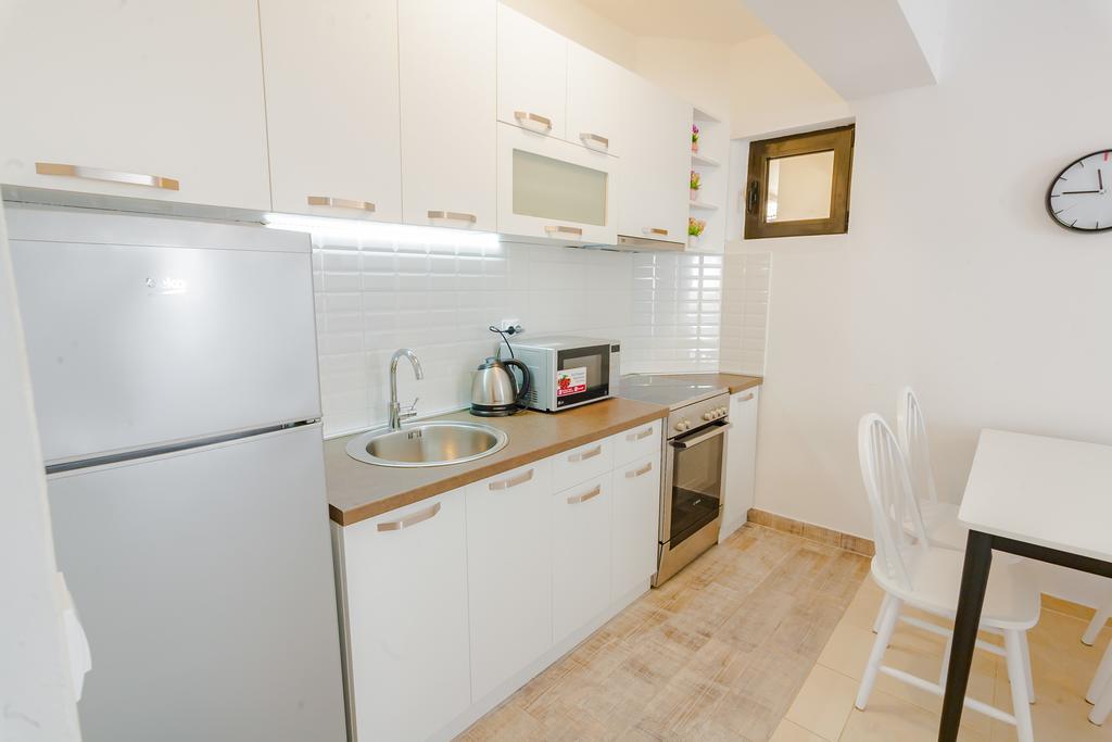 Gregovic Family Apartments Petrovac Eksteriør billede