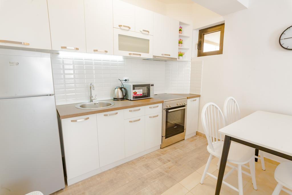 Gregovic Family Apartments Petrovac Eksteriør billede